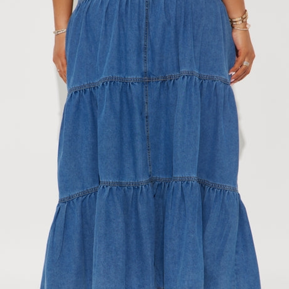 Faahion NOVA Denim Blue Tiered Skirt Size 1X NWT - Picture 5 of 7